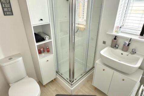 EN SUITE.jpg