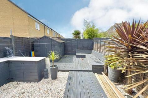 GARDEN AREA.jpg