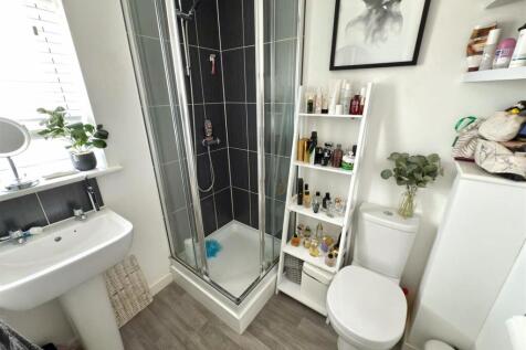 EN SUITE.jpg