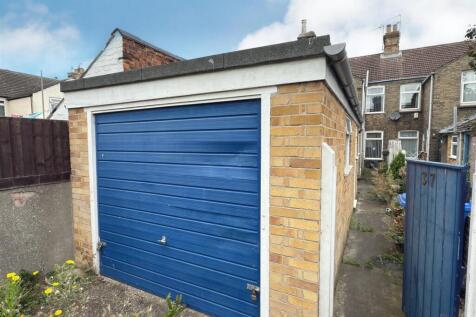 GARAGE.jpg