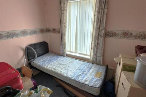BED 3.jpg
