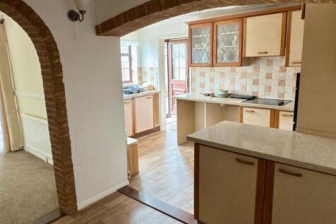 KITCHEN AREA.jpg