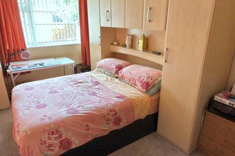 BED 3.jpg