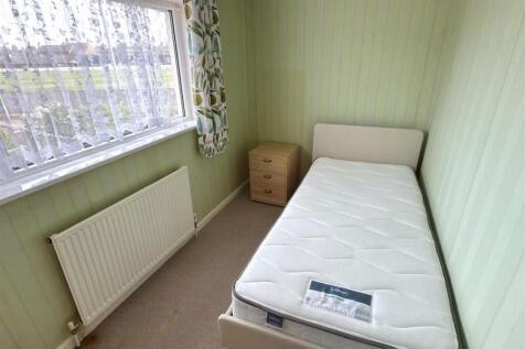 BED 2.jpg