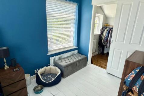 DRESSING AREA.jpg