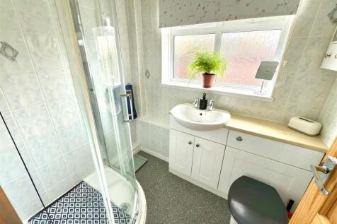 shower room.jpg