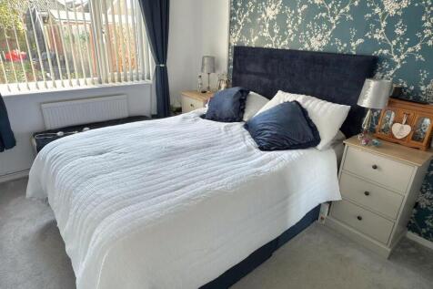 Master Bedroom.jpg