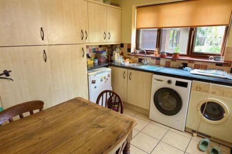 UTILITY ROOM.jpg