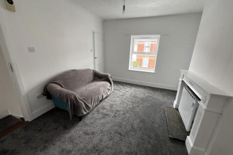 Flat 2 (4).jpg
