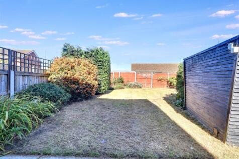 GARDEN REAR.jpg