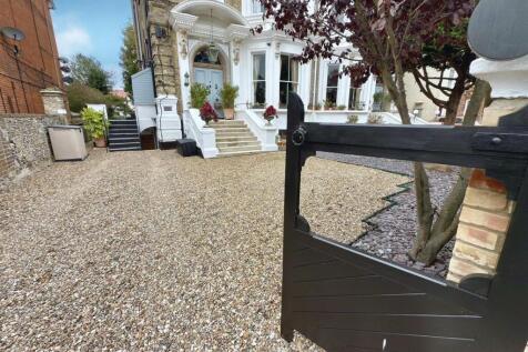 PARKING AREA SHARED.jpg