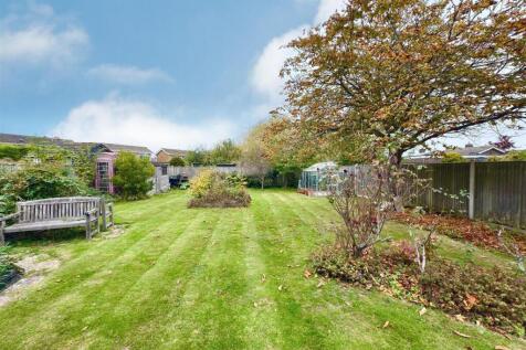 back garden area.jpg