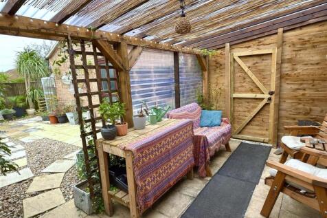 VERANDA TO GARDEN.jpg