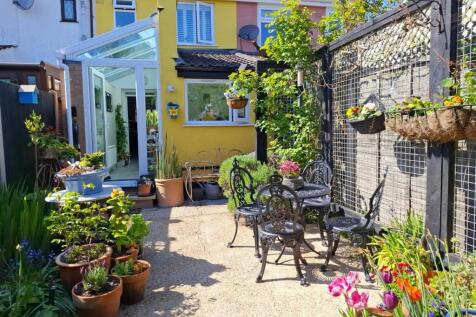 Market Place Garden  (1).jpg