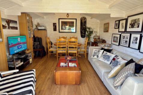 LOG CABIN INSIDE.jpg