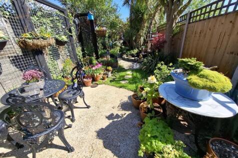 Market Place Garden  (4).jpg