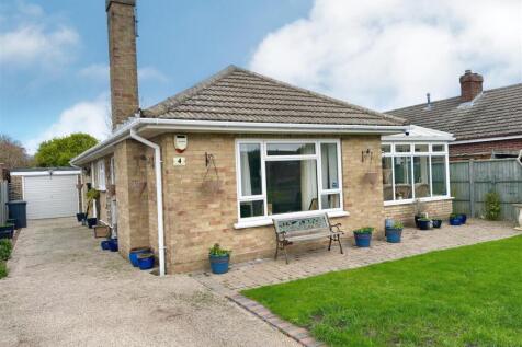 FRONT WITH GARAGE.jpg