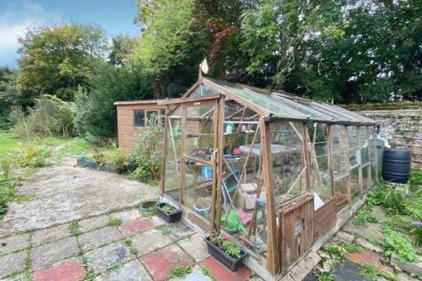GARDEN GREENHOUSE.jpg