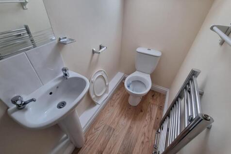 Toilet .jpg