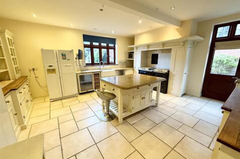 kitchen breakfast room