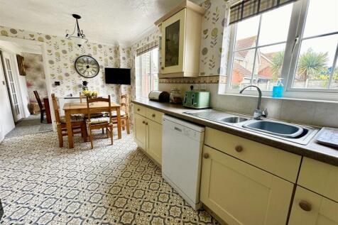 Kitchen Diner (4)