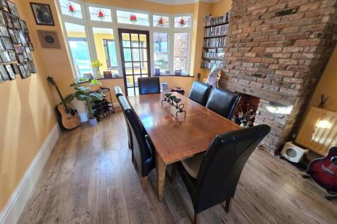 Lounge/Diner