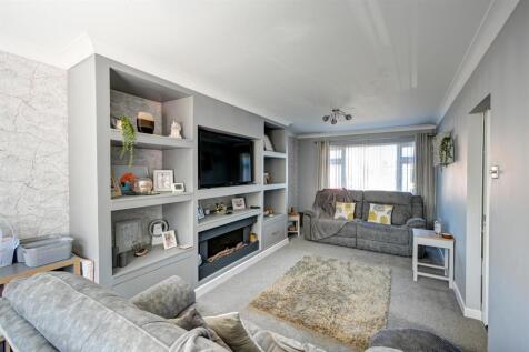 Lounge (1).jpg