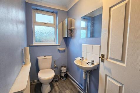 WC (Downstairs)