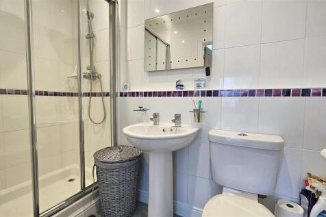 Bedroom 2 En Suite