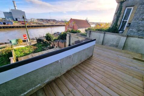 Balcony 2