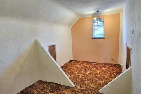 Attic Room 1