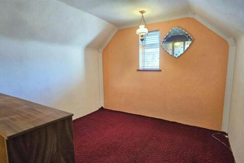 Attic Room 2