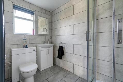 Shower Room.jpg
