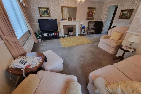 Lounge 3
