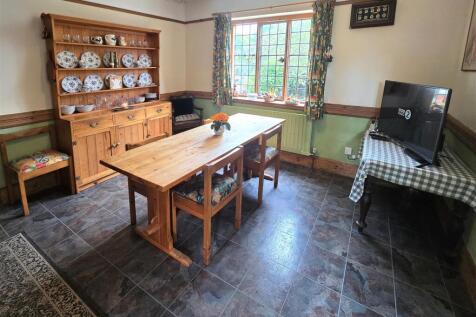 Breakfast Room