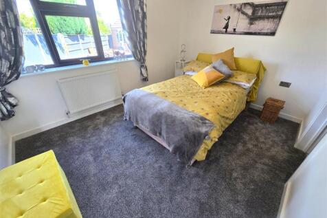 Bungalow Bedroom 2