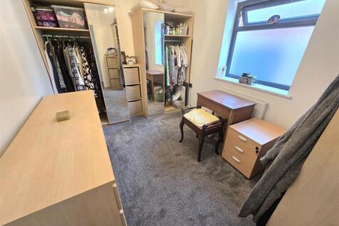 Bungalow Dressing Room