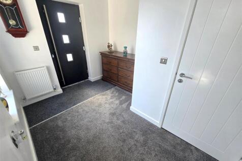 Bungalow Entrance Hall
