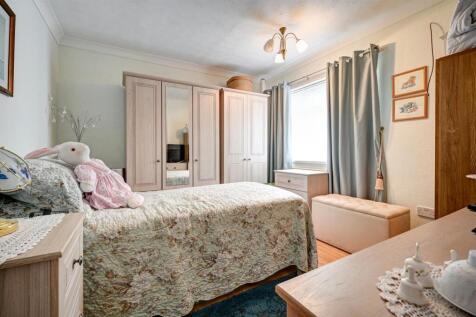 Bedroom 2.jpg
