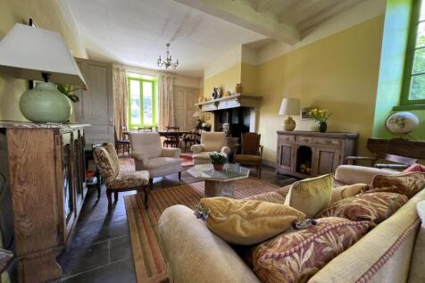 Property Image 6