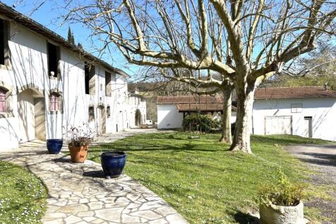 Property Image 1