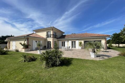 Property Image 4
