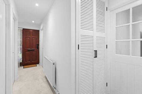Hallway.jpg