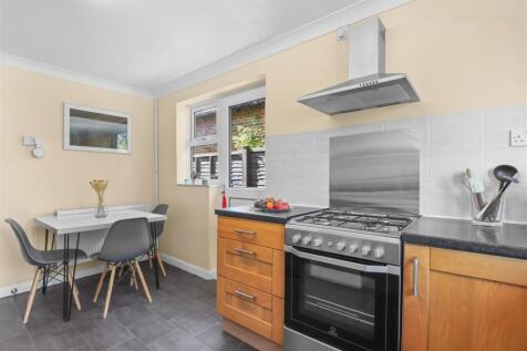 Breakfast Kitchen.jpg