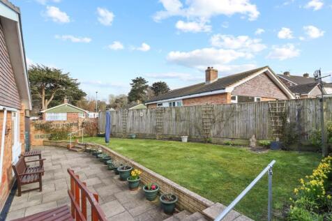 Rear Garden Photo 2.jpg