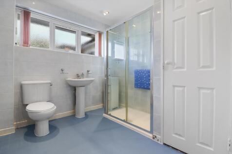 Shower Room.jpg