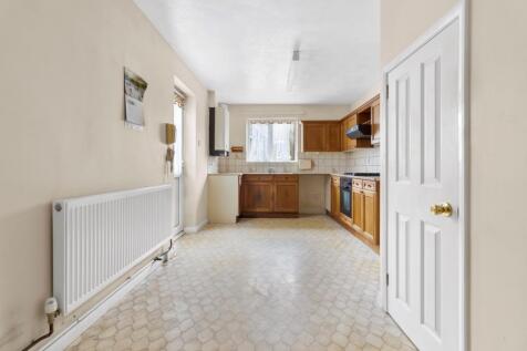Kitchen Photo B