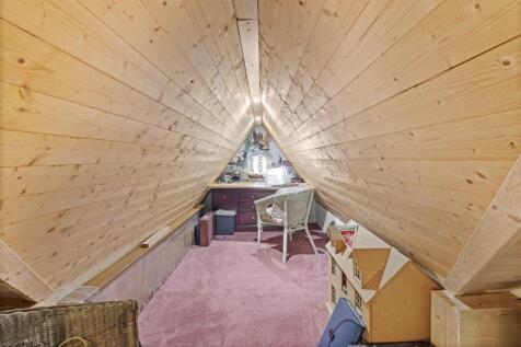 Loft Area Via Bedroom 3
