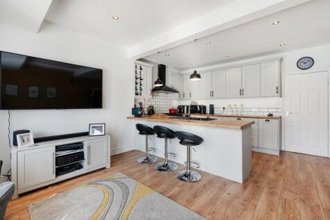 Kitchen/Living Room