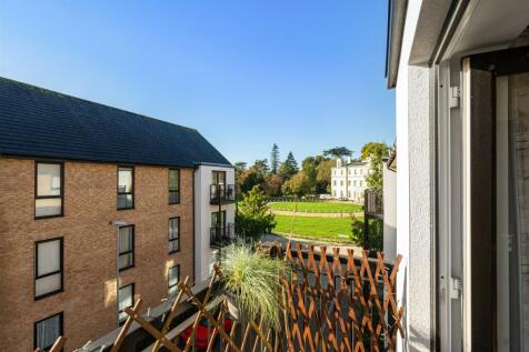 Wills Crescent-08.jpg